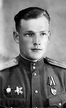 Леонид Шугаев - герой Советского Союза: биография выдающегося летчика